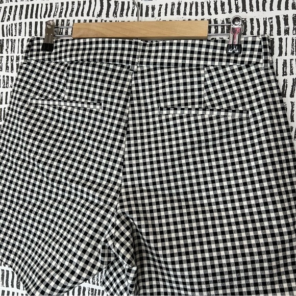 Old navy Black and White Checkered gingham Shorts - Picture 11 of 13